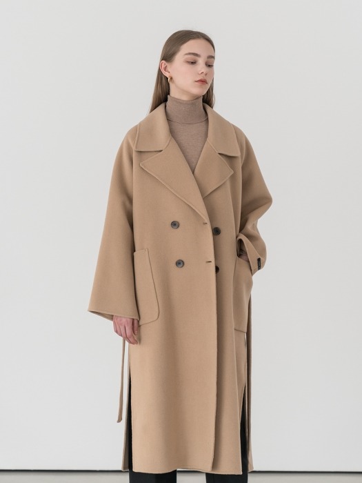 Premium handmade wool large notch lapel coat in beige