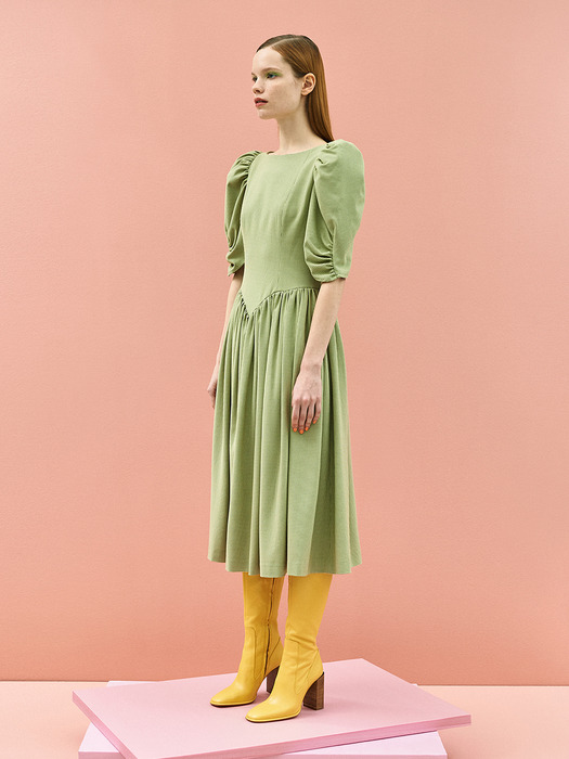 Ann Shirring Check Dress in Khaki