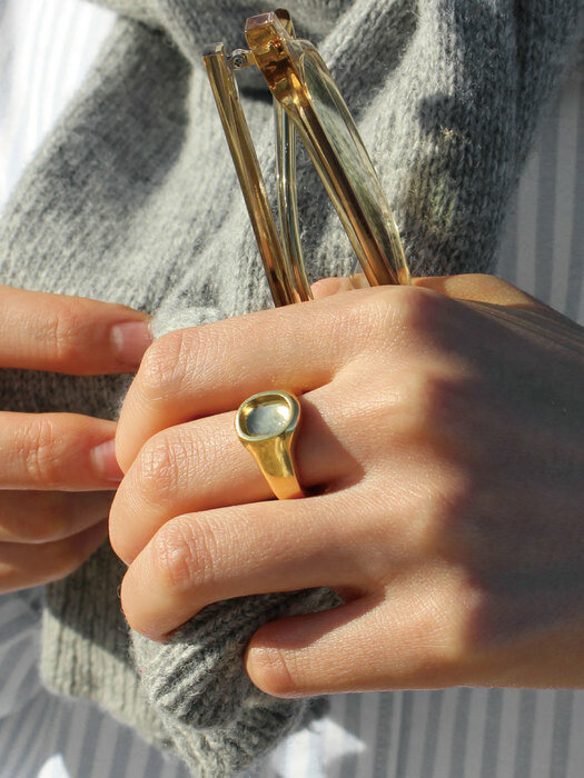 Ellipse Ring