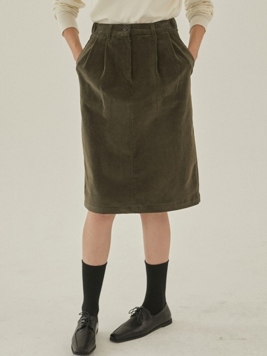 Corduroy Two Tuck Skirt - Khaki