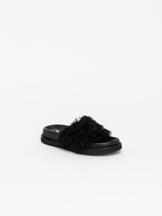 Chrysan Footbed Slides in Black Wave Fur