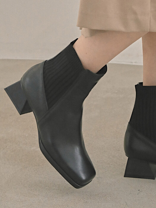 1542 Salude Spandex Band Ankle Boots-black
