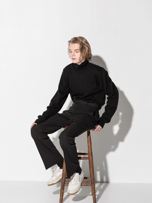 Wool Turtle Sweater [ Black ]