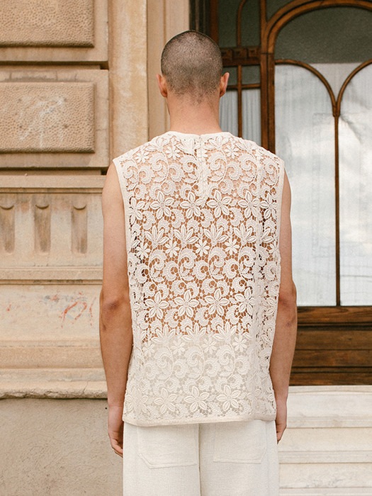 Embroidery Vest (Natural Flore)