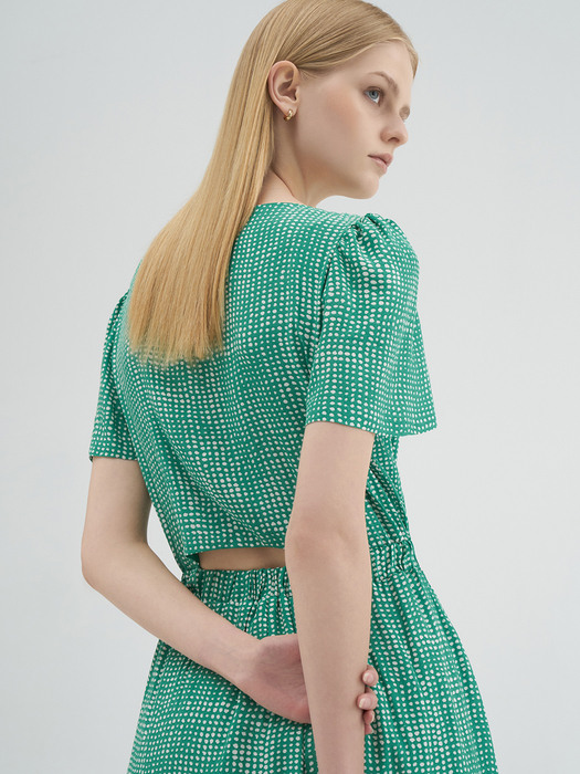 Cut-Out Point Dress (green)