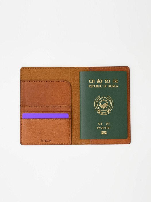 #002 Passport Case_Camel