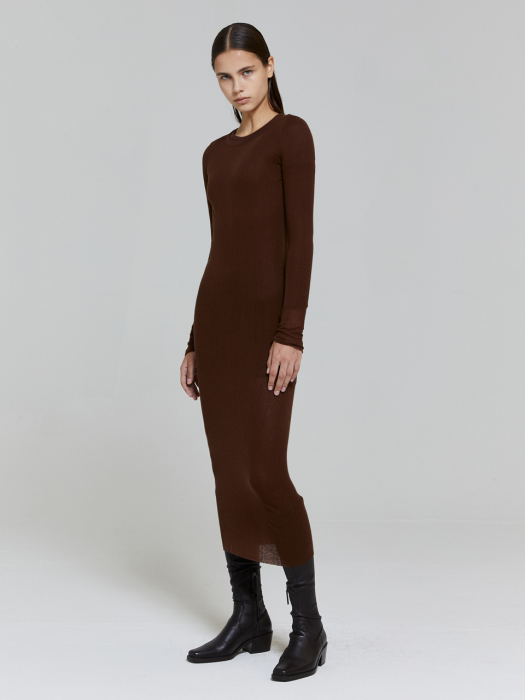 CUTTING LINE SLIM KNIT DRESS_BROWN