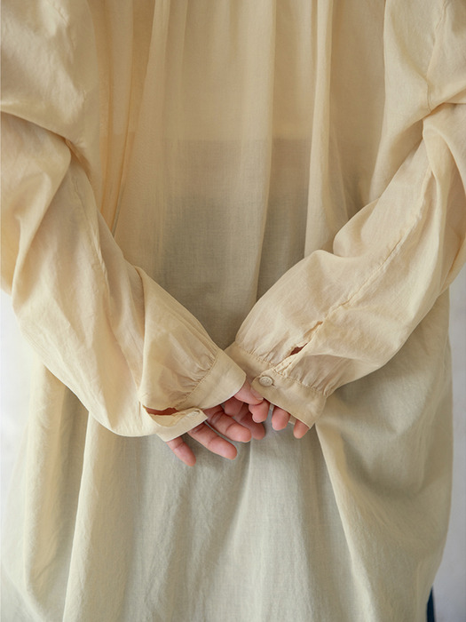 Avril button blouse - cream yellow 아브릴 버튼 블라우스_크림옐로우