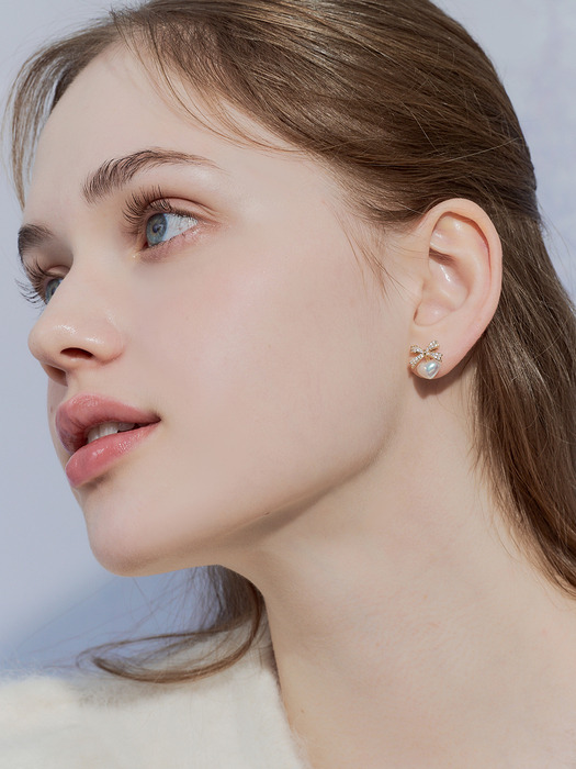 [단독] estel ribbon heart pearl earring