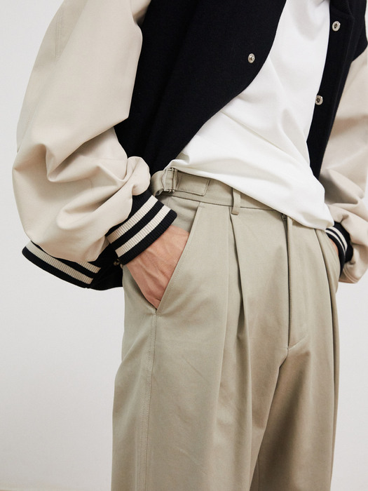 INVERTED PLEATS CHINO PANTS (BEIGE)
