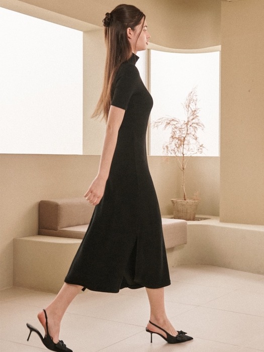Vera Turtleneck Knit Long Dress [Black]