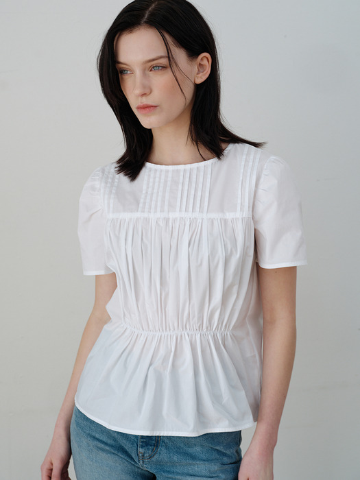 comos 1134 pintuck shirring short-sleeved blouse (white)