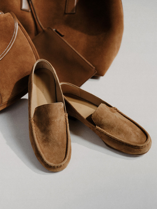 Bask Suede Loafer Cognac