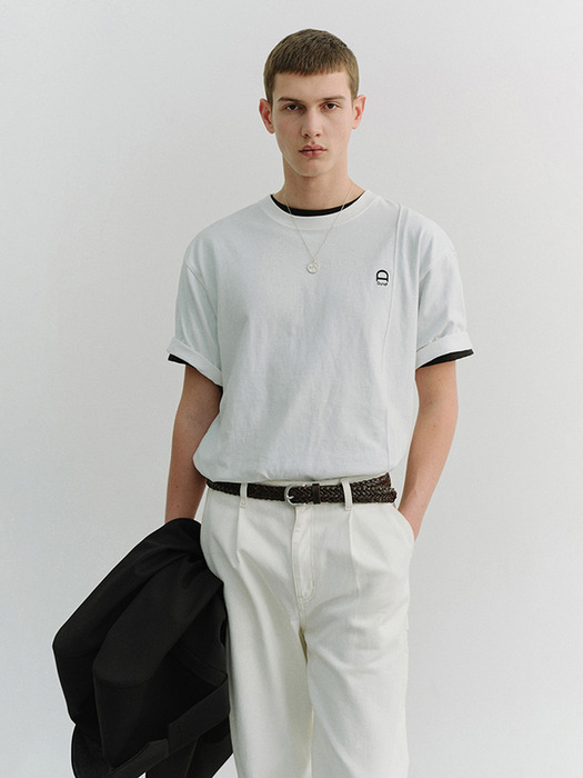 UNISEX LOGO CREASE T-SHIRT WHITE_UDTS6A111WT