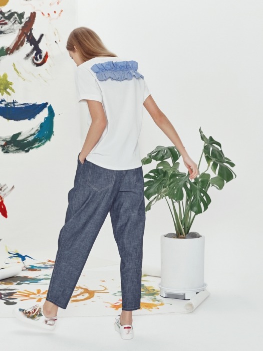 [COINONIA CANVAS] Back-frilled T-shirt -white