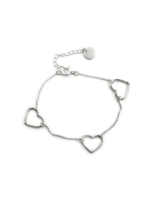 Heart to heart bracelet
