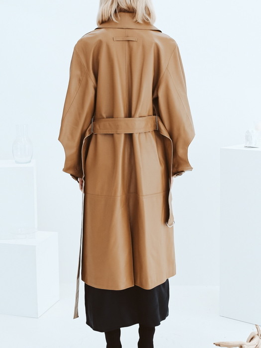 Lambskin Point Sleeve Trench Coat [Beige]