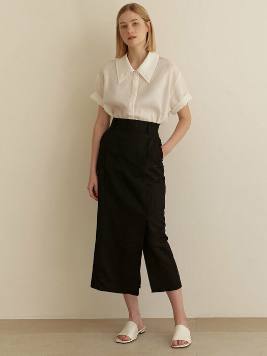 Linen tuck skirt - black