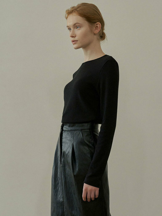 FAUX LEATHER SKIRT(BLACK)(Re-order)