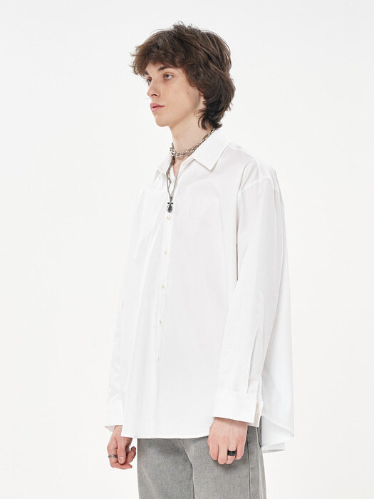 OVER FIT EMBROIDERY SILKET BASIC WHITE SHIRT