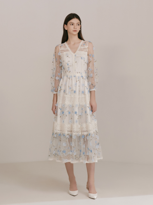 CLAUDIA / See-through Flower Applique Lace Dress(blue)