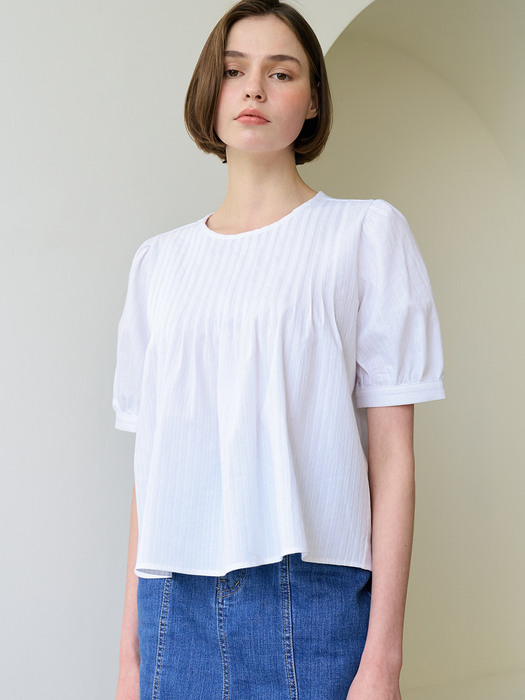 monts 1301 pin tuck blouse (white)