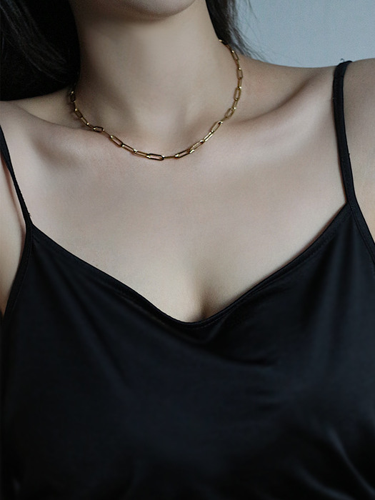 Chain Link Choker Necklace