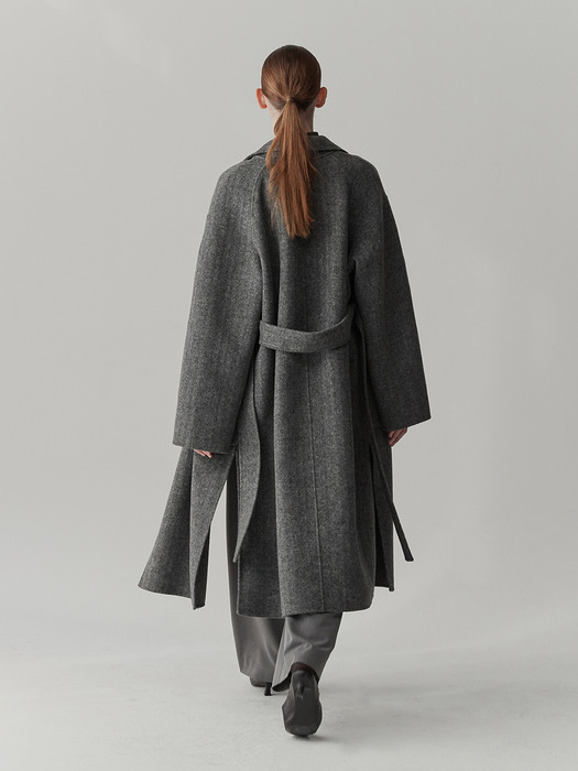 HERRINGBONE HANDMADE WOOL COAT