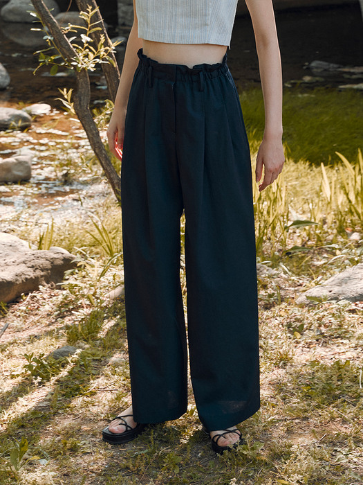 PINTUCKED PLEATED WIDE LEG TROUSER NAVY