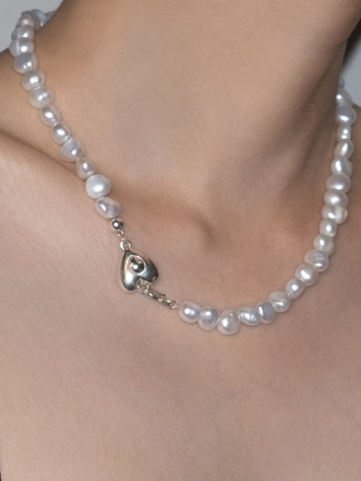Alien Heart Necklace with Pearls
