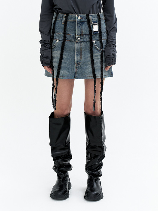 SIDE BUCKLE POINT MINI SKIRT DENIM