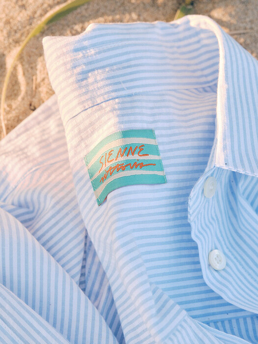 [EXCLUSIVE] Logo Stripe Shirt (Blue)