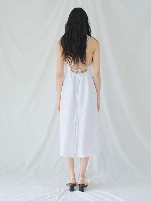 BACKLESS STRAP LONG DRESS / WHITE
