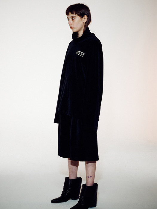 VELVET TURTLENECK PULLOVER, BLACK - Image 7