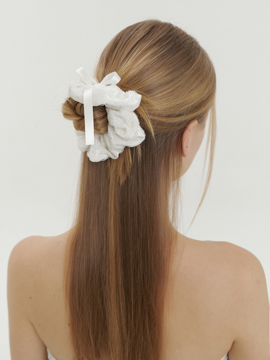 lace velvet ribbon scrunch - offf white