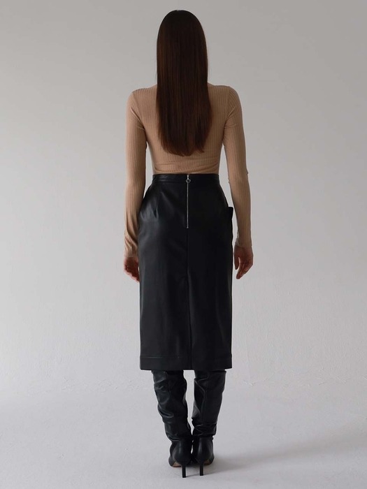 Kai Slit Leather Pencil Skirt (Black)