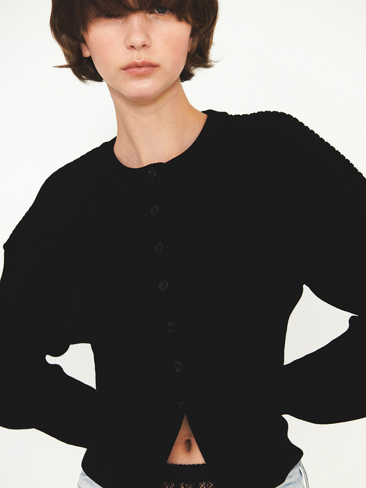 ROUND SILHOUETTE RIBBED CARDIGAN (black)