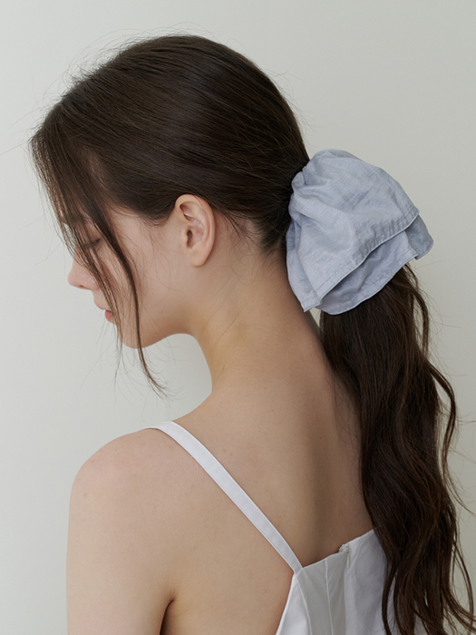 essential glint scrunch - gray blue