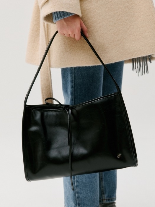 square bag (shoulder) - black (L)