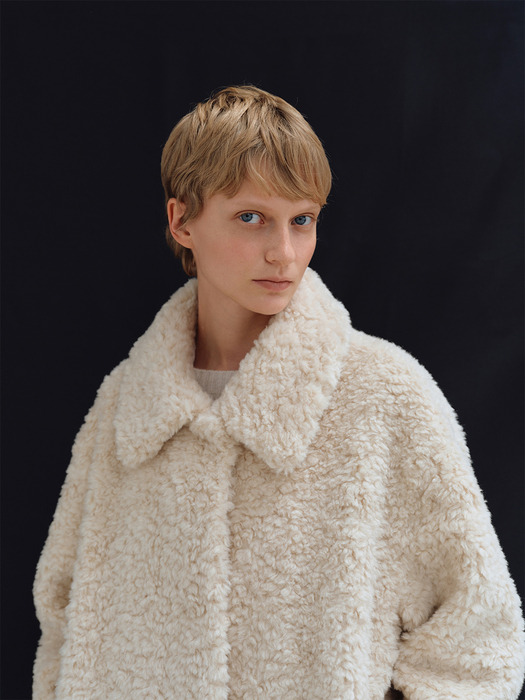 TFW COLLAR FLUFFY SHEARING JACKET_2COLORS