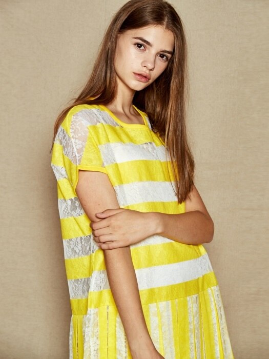 Pleats Lace Dress_ Yellow