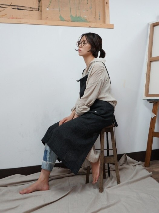 거즈린넨 에이프런 : Gauze linen apron [black]