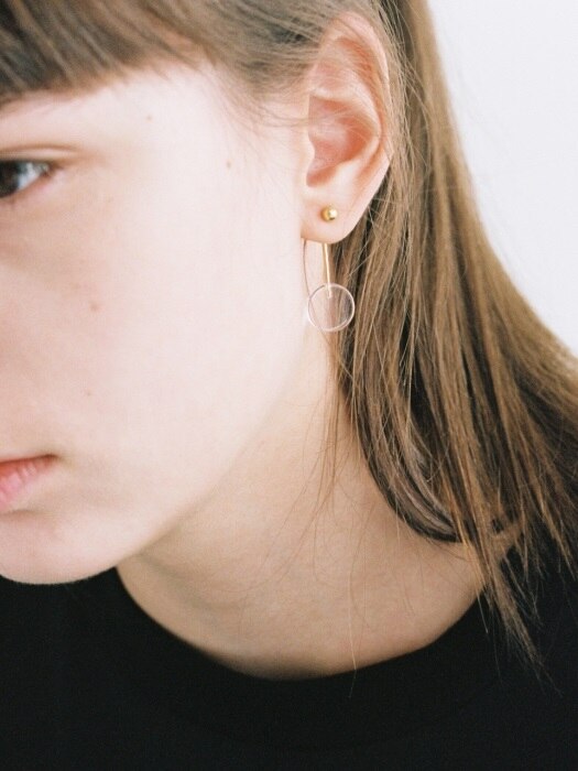 [usual M.E]acrylic pendulum silver earrings