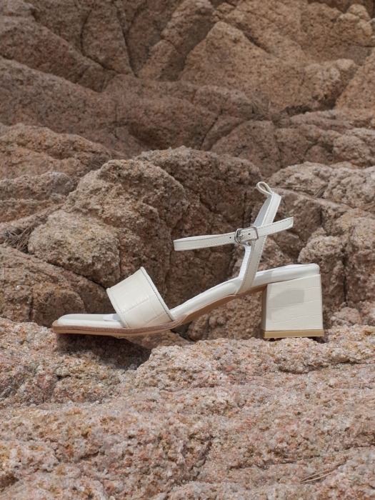 Classic ankle strap Ivory