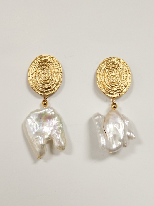Huge baroque pearl `````drop````` earring