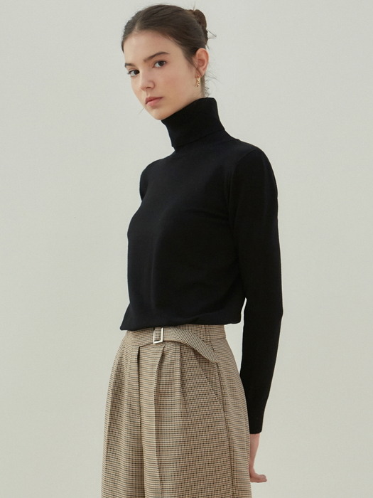 SOFT TURTLENECK SLIM KNIT_BLACK