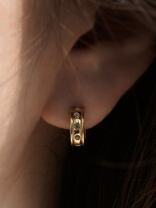 circle hoop earrings