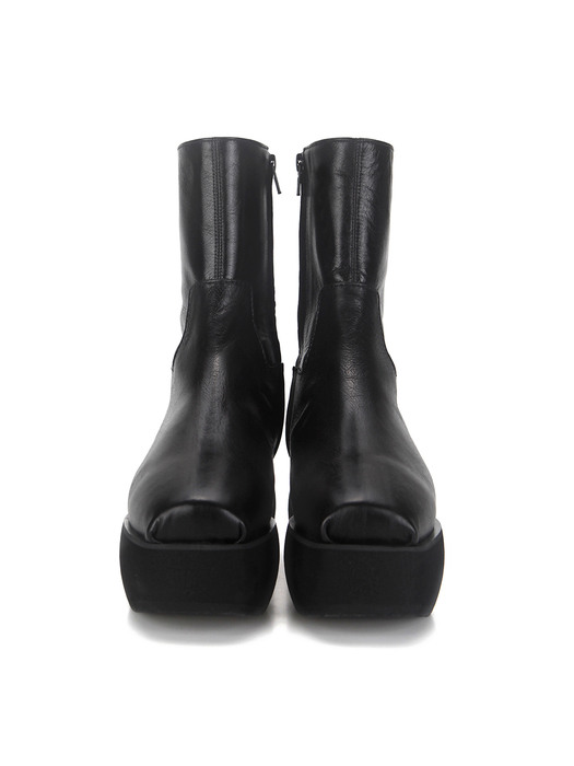 Ballet riding ankle boots | Black crinkle
