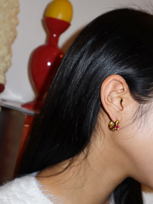 MOMO Earrings (NANA) 모모 스퀘어 귀걸이 (실버 925)