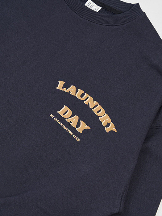 Laundry Day Logo Sweatshirt (navy)